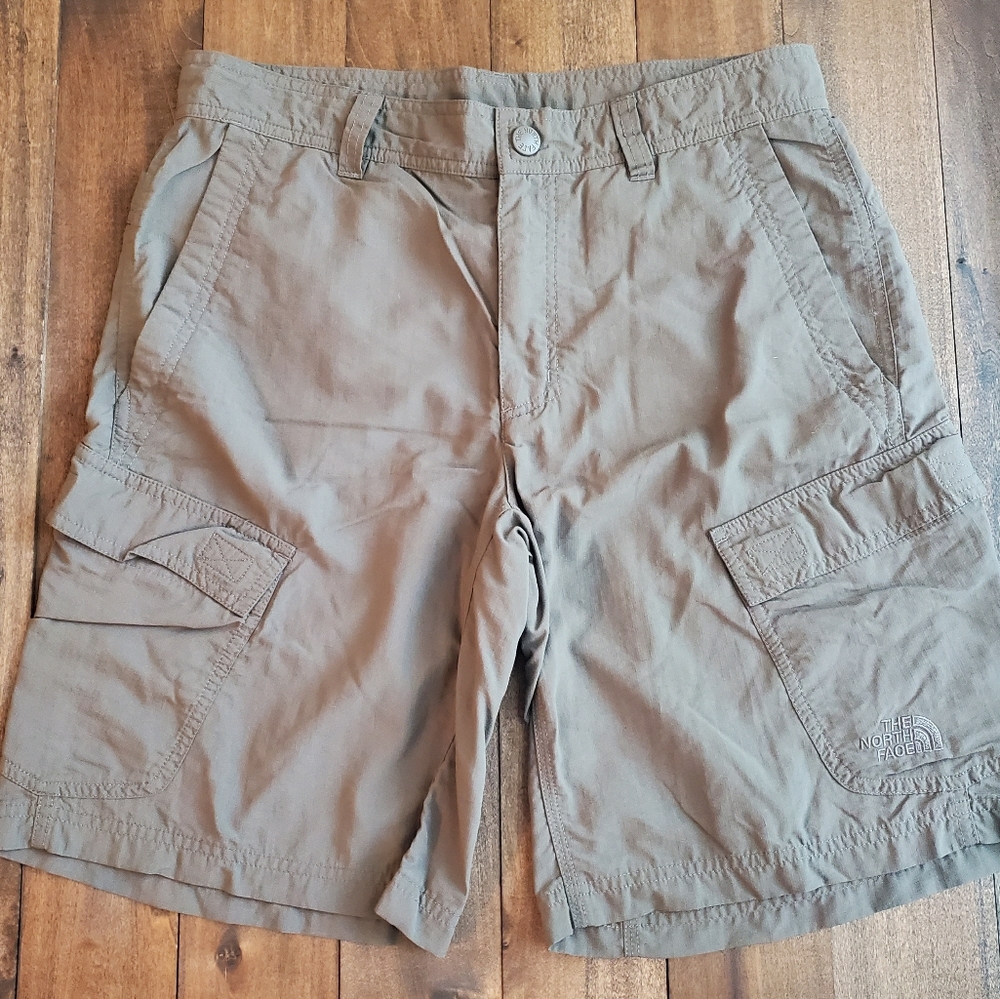 The North Face || Packable shorts